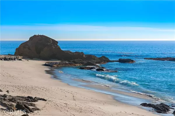 Laguna Beach, CA 92651,22 Blue Lagoon