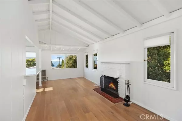 Laguna Beach, CA 92651,31834 Hedge Lane