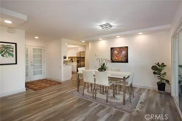 Laguna Woods, CA 92637,2354 Via Mariposa #1B