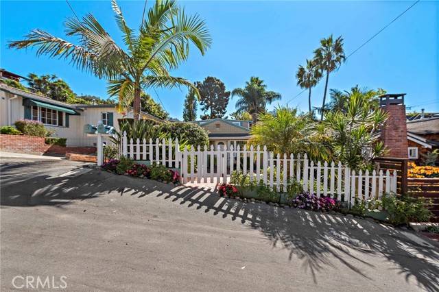 355 Pearl Street, Laguna Beach, CA 92651