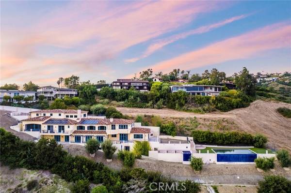 Laguna Beach, CA 92651,2095 Temple Hills Drive