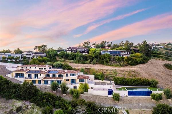 2095 Temple Hills Drive, Laguna Beach, CA 92651