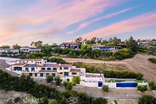 2095 Temple Hills Drive, Laguna Beach, CA 92651