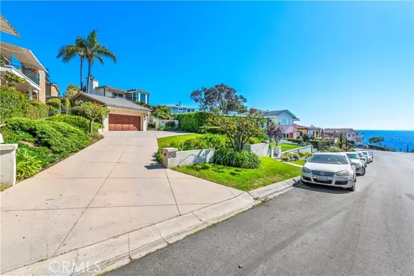 Laguna Beach, CA 92651,1345 Cliff Drive