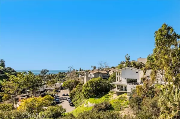 Laguna Beach, CA 92651,1477 Cerritos