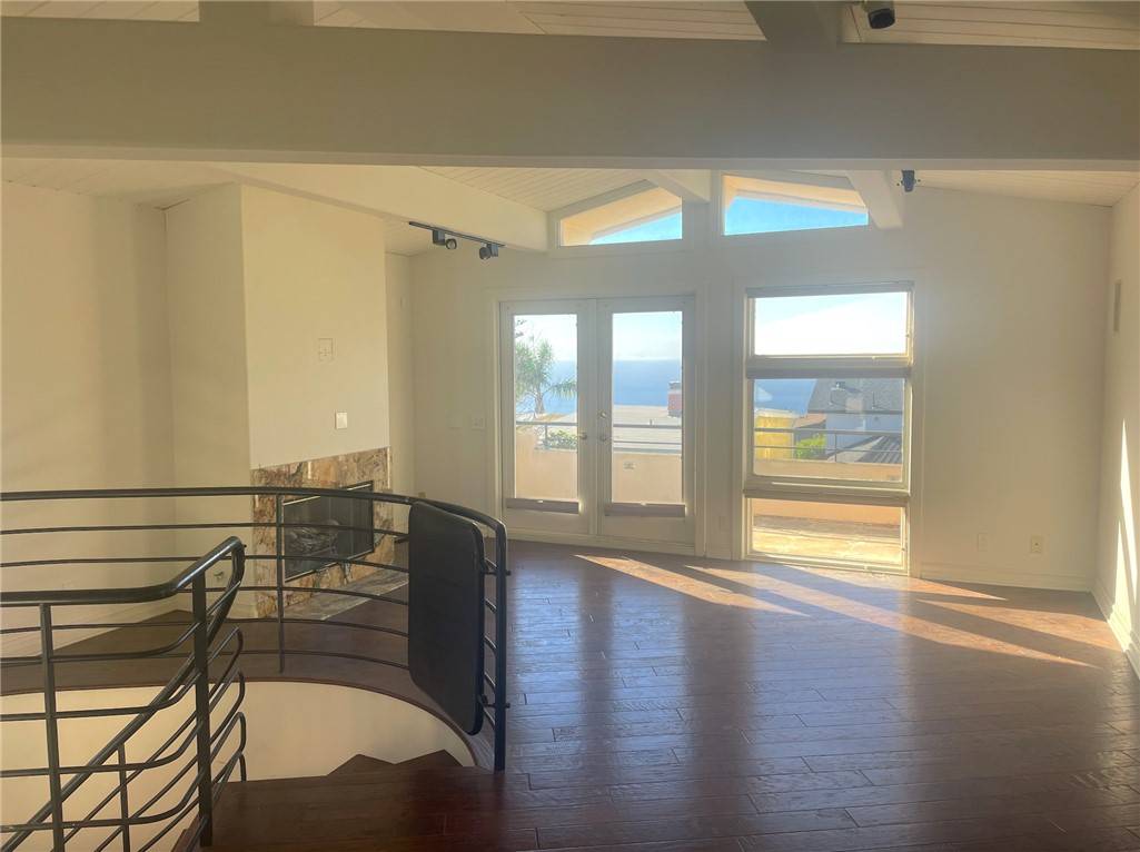Laguna Beach, CA 92651,989 Miramar Street