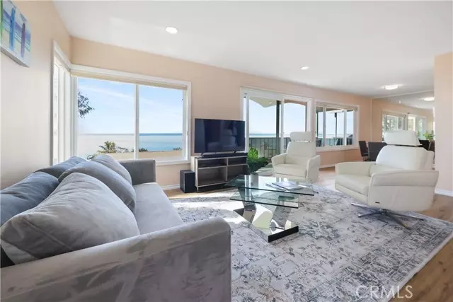 240 Moss Street #13, Laguna Beach, CA 92651