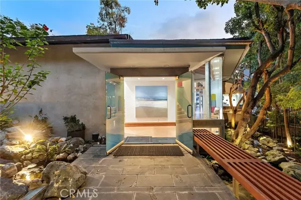 Laguna Beach, CA 92651,420 Alta Vista Way