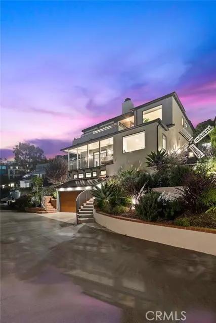 Laguna Beach, CA 92651,680 Temple Hills Drive