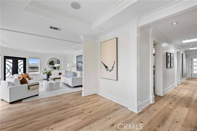 Laguna Beach, CA 92651,1500 Caribbean Way