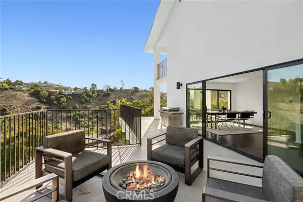 Laguna Beach, CA 92651,1445 Mar Vista Way