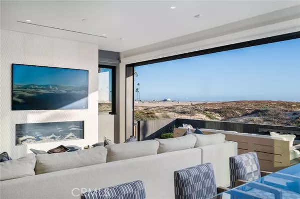 218 E Oceanfront, Newport Beach, CA 92661