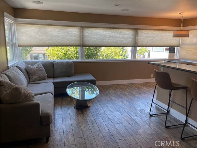 132 Agate Avenue, Newport Beach, CA 92662