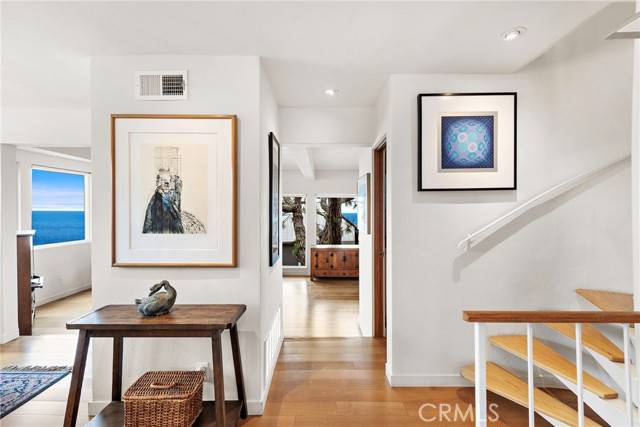 Laguna Beach, CA 92651,683 Alta Vista Way