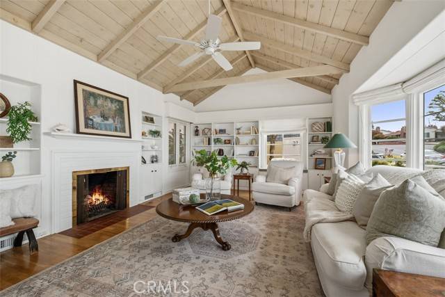 Laguna Beach, CA 92651,27 S La Senda Drive