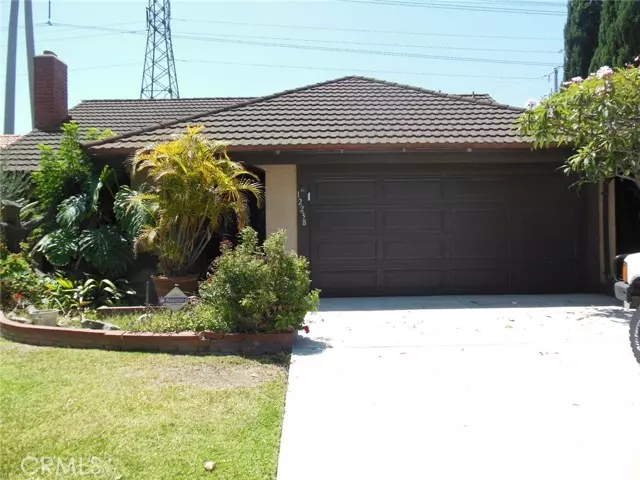 Cerritos, CA 90703,12238 VIARNA Street