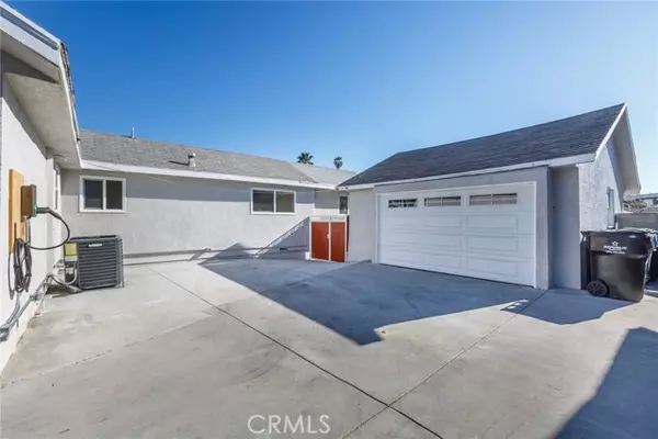 332 E Plymouth Street, Inglewood, CA 90302