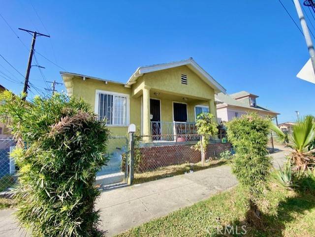 2411 Griffith Avenue, Los Angeles, CA 90011