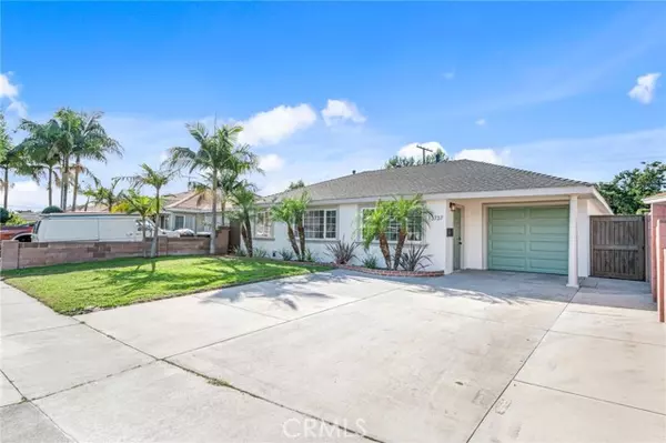 13737 Gardenland Avenue, Bellflower, CA 90706