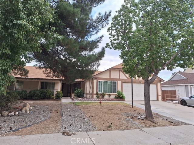 891 N Quince Avenue, Rialto, CA 92376