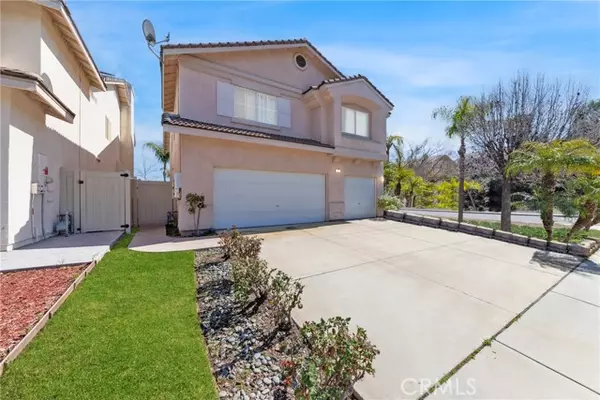 1 Ponte Bianco, Lake Elsinore, CA 92532