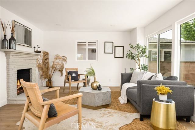 Long Beach, CA 90805,5922 John Avenue