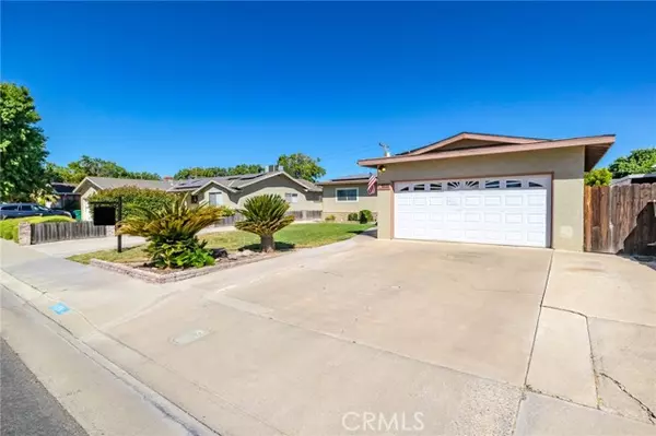 Los Banos, CA 93635,1236 Santa Cruz Way