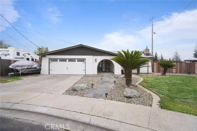 7525 Pine Street, Hughson, CA 95326