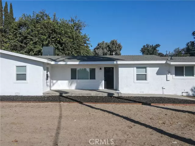 14724 Sunset Drive, Livingston, CA 95334