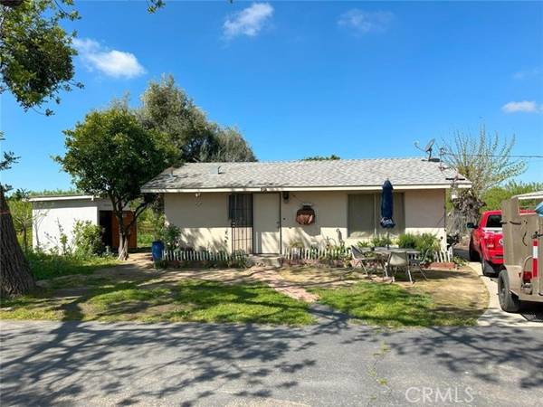 8571 Olive Avenue, Winton, CA 95388