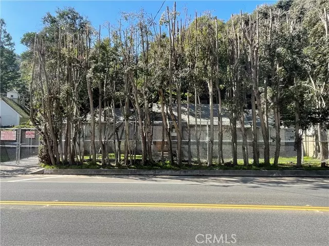 1831 Benedict Canyon Drive, Beverly Hills, CA 90210