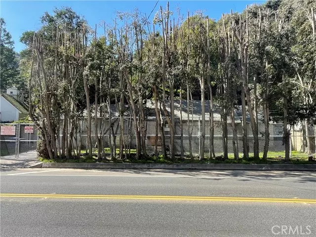 Beverly Hills, CA 90210,1831 Benedict Canyon Drive