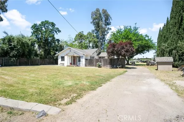 1905 E Santa Fe Drive, Merced, CA 95340