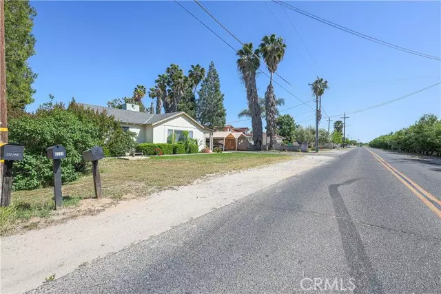 6210 Cypress Avenue, Winton, CA 95388