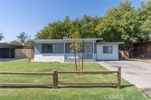 2207 Meadowbrook Avenue, Merced, CA 95348