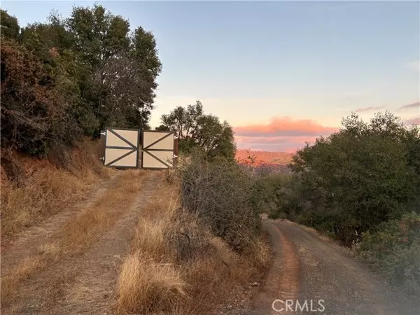 Mariposa, CA 95338,5119 Bumguardner Mountain