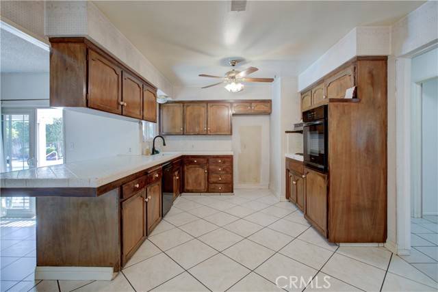 684 Vallie Court, Merced, CA 95340