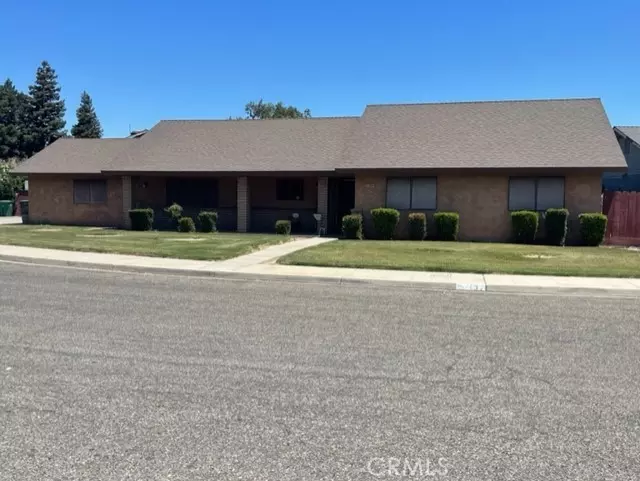 137 Autumn Way, Chowchilla, CA 93610