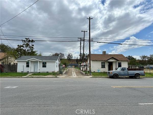 Bakersfield, CA 93307,929 E Brundage Lane