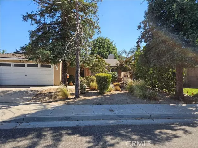 Clovis, CA 93612,1324 Robinson Avenue