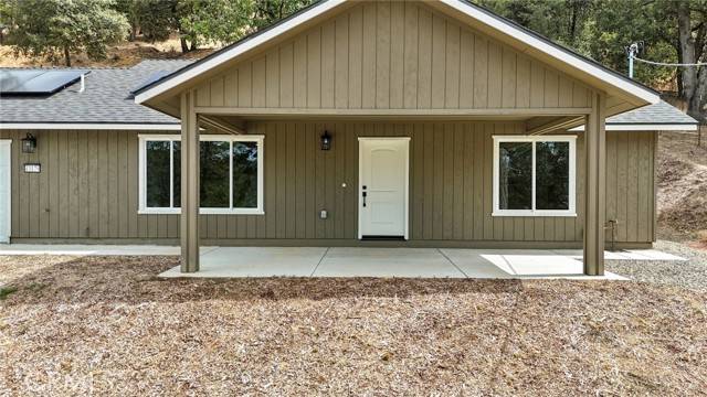 43179 E Sugar Pine Drive, Oakhurst, CA 93644