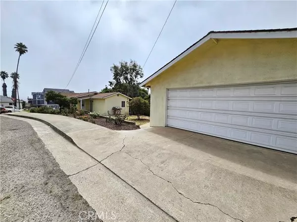 Pismo Beach, CA 93449,477 Hinds Avenue