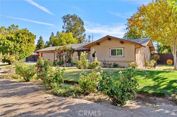 36190 Cloverleaf Avenue, Madera, CA 93636