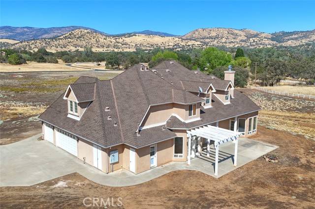 3022 Blue Oak Drive, Catheys Valley, CA 95306