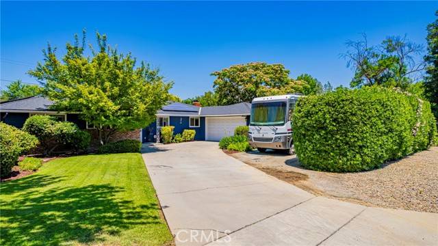 Fresno, CA 93711,1096 W Twain Avenue
