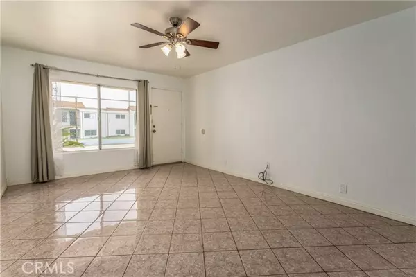 Vista, CA 92083,138 Candice Place