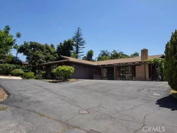 747 De Luz Road, Fallbrook, CA 92028