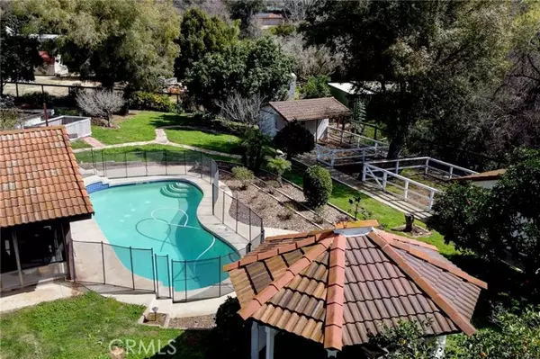 1544 Pepper Tree Place, Fallbrook, CA 92028