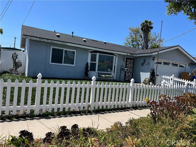 6661 Rockglen Avenue, San Diego, CA 92111