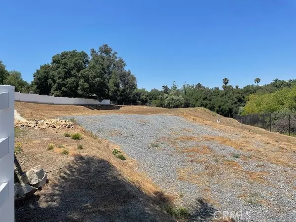 Fallbrook, CA 92028,510 Oak Glade